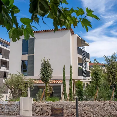 Luxury Avec Parking *